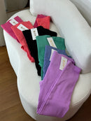 Calça canelada